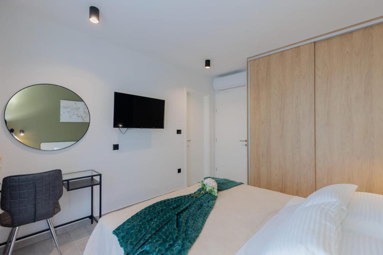 Villa Mara Vrsi Εξωτερικό φωτογραφία